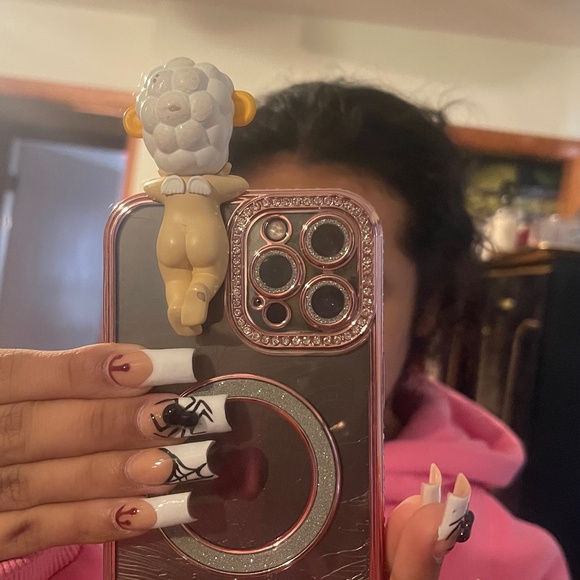 iPhone 12 pro max - Picture 2 of 3